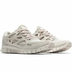 Nike WOMEN'S FREE RUN 2