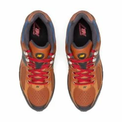 New Balance M2002RWM Sneakers