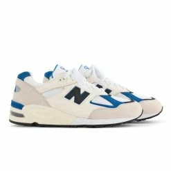 New Balance M990WB2 Sneakers