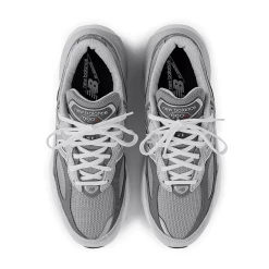 New Balance Sneakers W990GL6