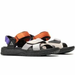 Nike ACG AIR DESCHUTZ+ Sandals