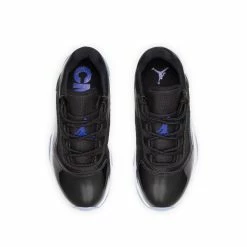 AIR JORDAN 11 CMFT LOW Sneakers