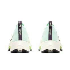 NIKE AIR ZOOM TEMPO NEXT%