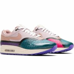 Nike WOMEN'S AIR MAX 1 PREMIUM