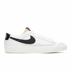 Nike Sneakers WOMEN'S BLAZER LOW '77