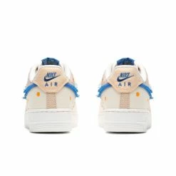 Nike WOMEN'S AIR FORCE 1 '07 PRM