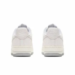 Sneakers WOMEN'S NIKE AIR FORCE 1 '07