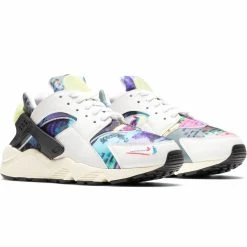 Nike Sneakers WOMEN'S AIR HUARACHE SE