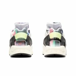 Nike Sneakers WOMEN'S AIR HUARACHE SE