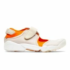 Nike WOMEN'S AIR RIFT Sneakers