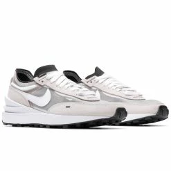 Nike WOMEN'S WAFFLE ONE Sneakers