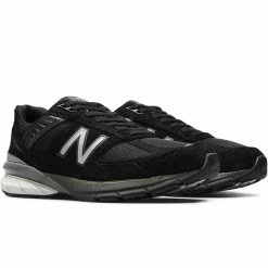 New Balance Sneakers M990BK5
