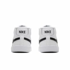 Budget π€© Nike π Sneakers BLAZER MID '77 (TD) π 9 Nike Sneakers BLAZER MID '77 (TD)