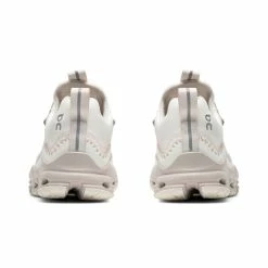 On WOMEN'S CLOUDAWAY